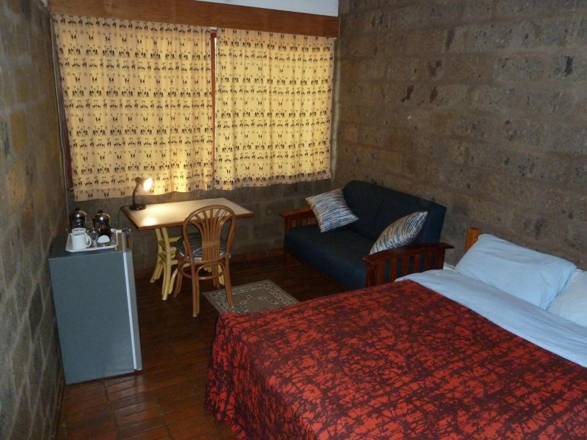 Villa Rock Stop Falls Gigiri Nairobi Exterior photo